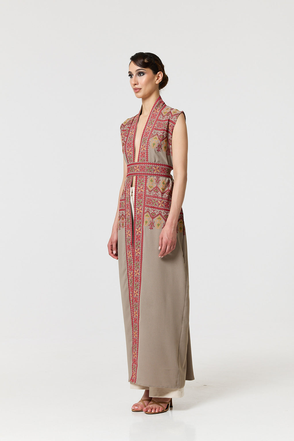 Tazkia Kaftan - Grey