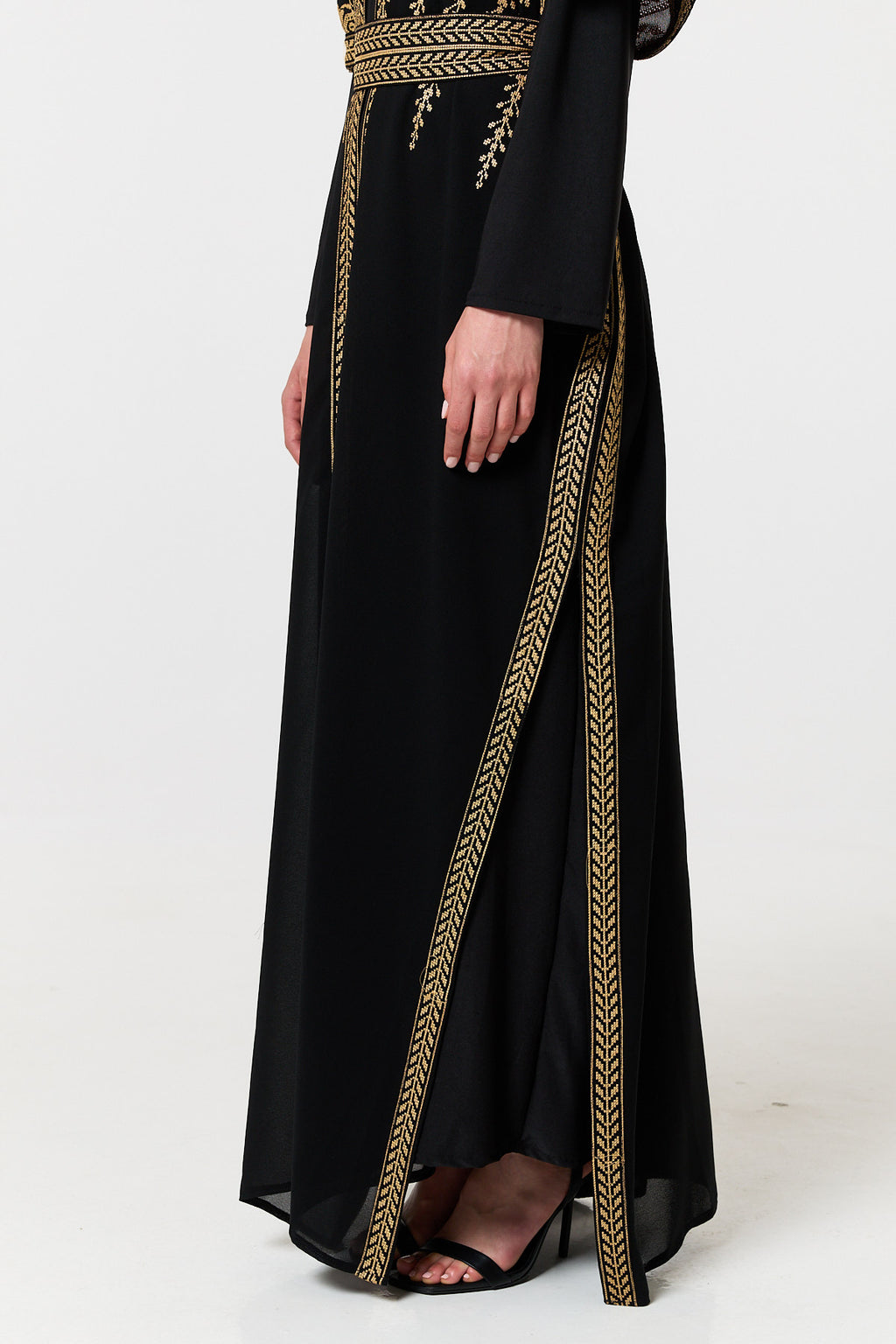 Thanaa Kaftan - Black
