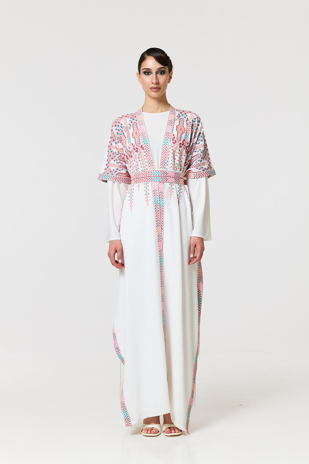 Thanaa Kaftan - White