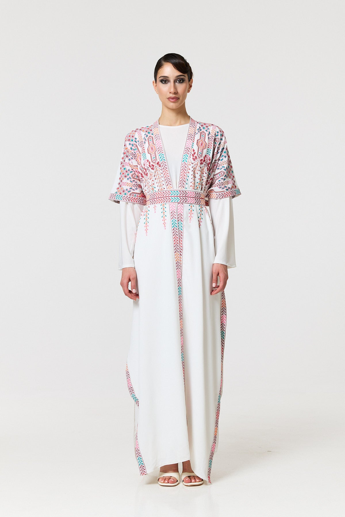 Thanaa Kaftan - White