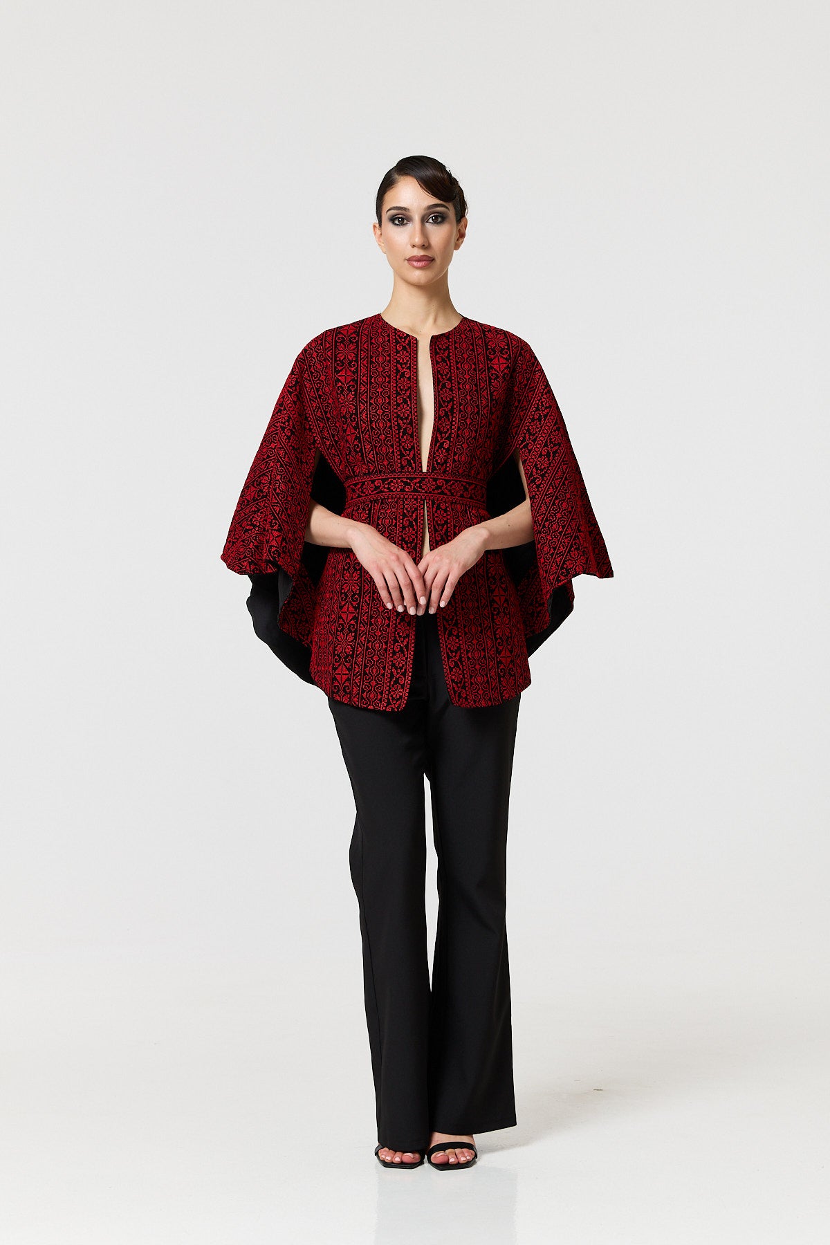 Tulin Cape - Black & Red