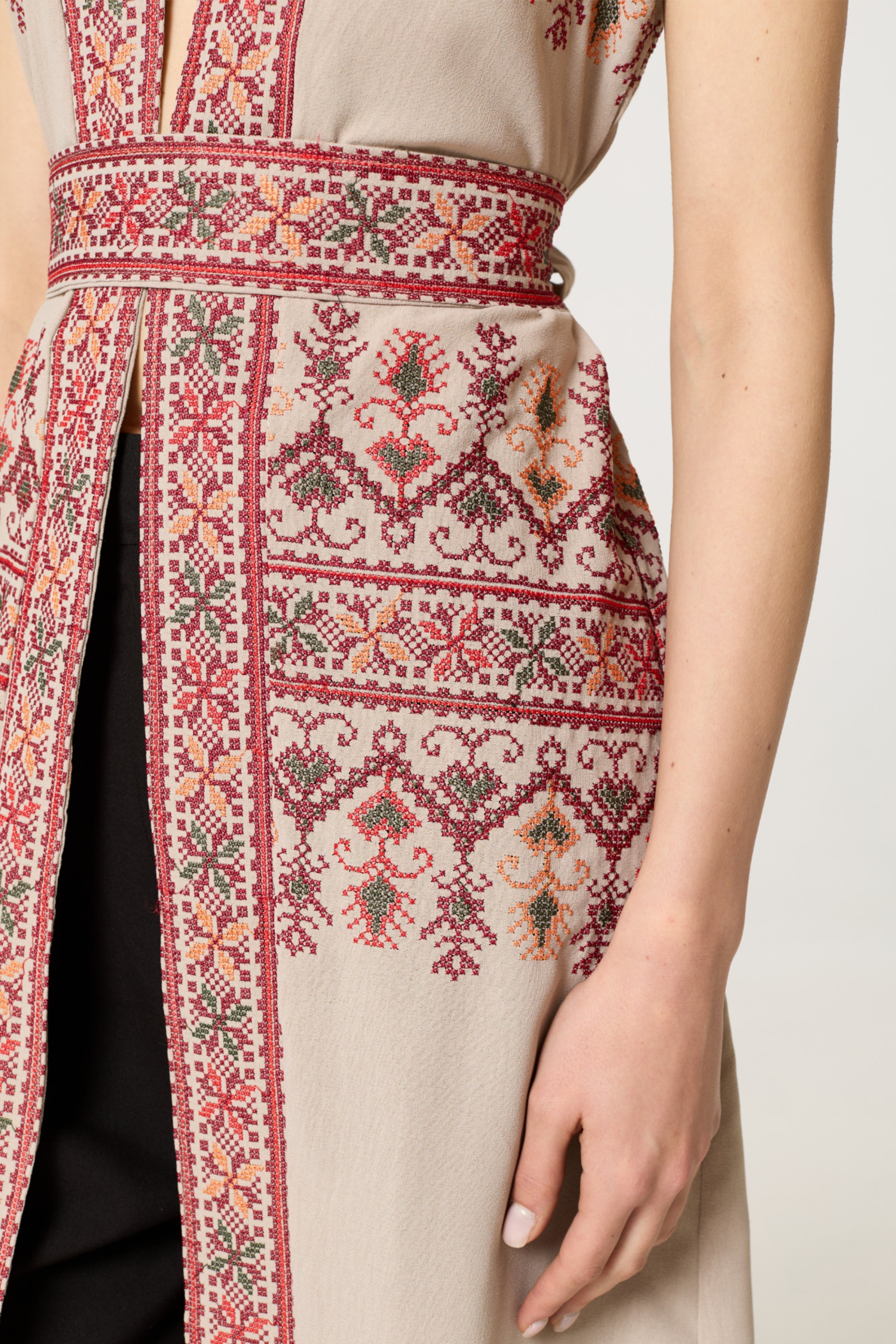 Cream Tatreez Kaftan