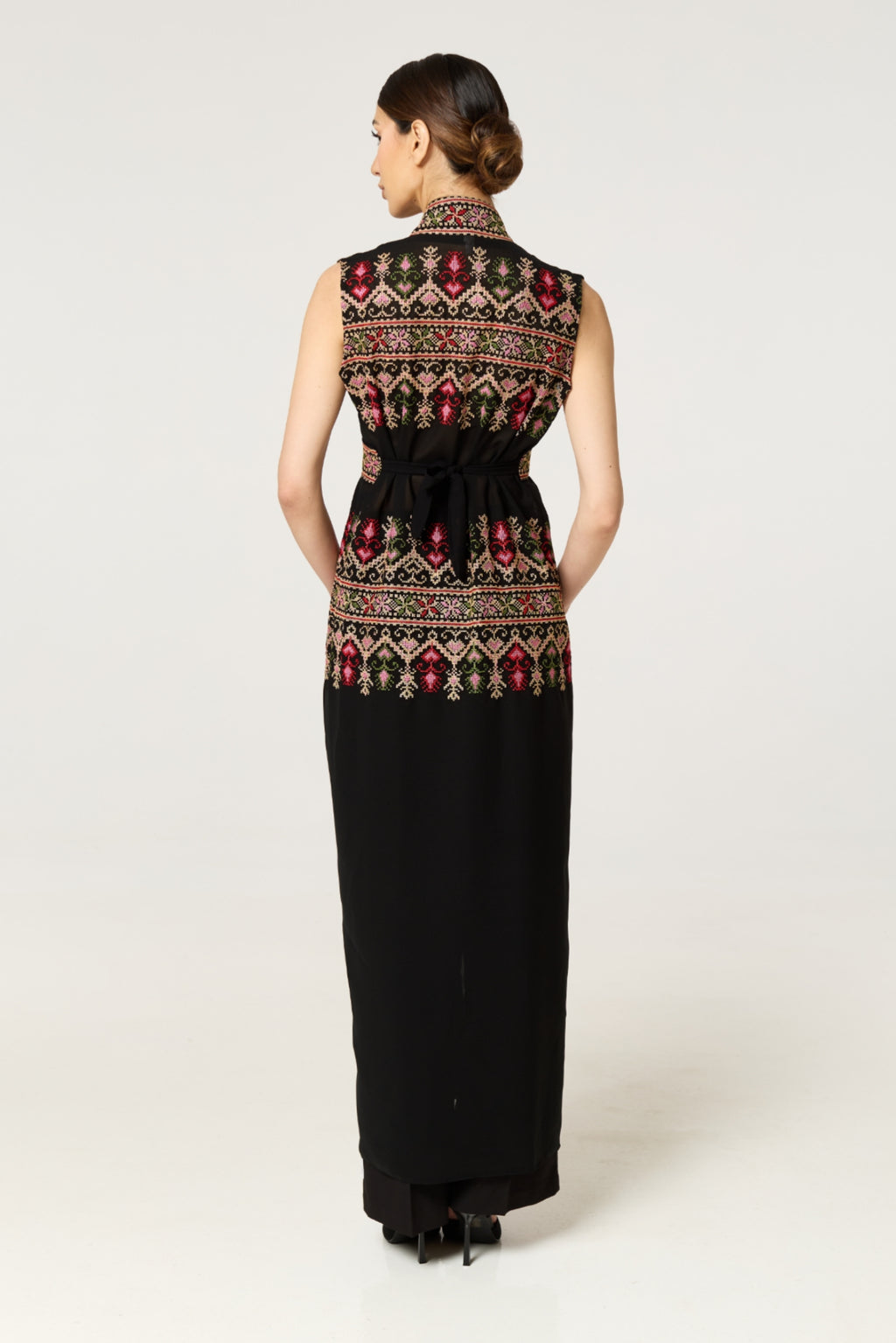 Black Tatreez Kaftan