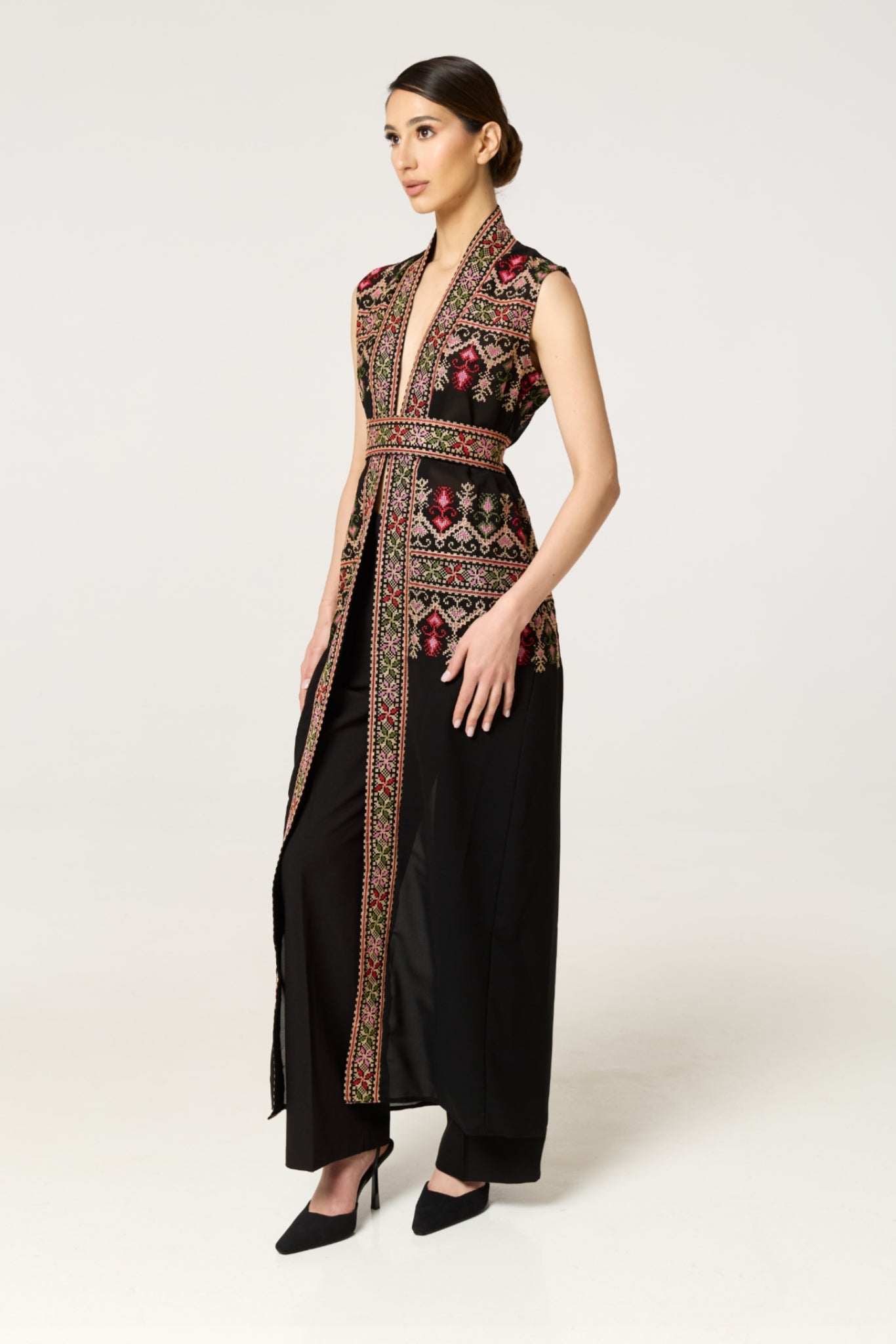 Black Tatreez Kaftan