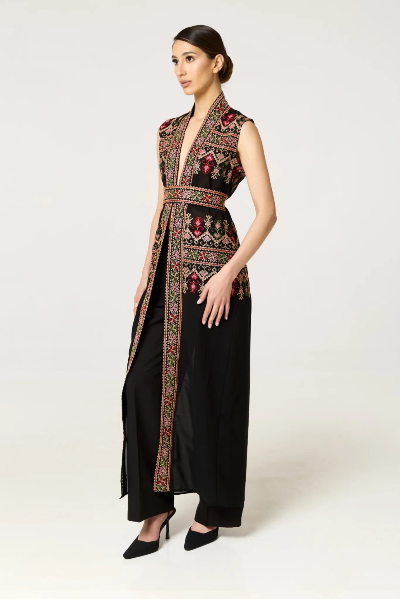 Tarfah Kaftan - Black