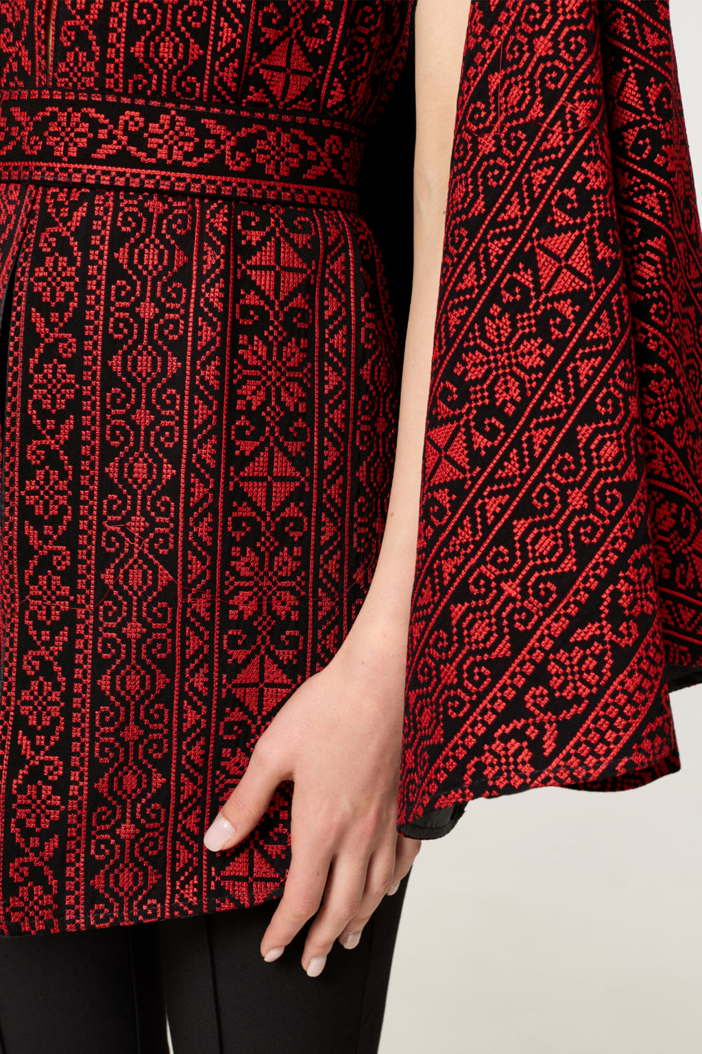 Red & Black Tatreez Cape – Light Edition